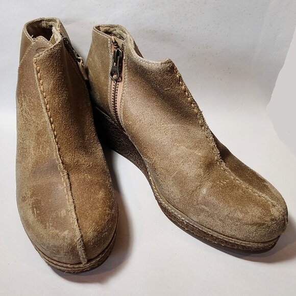 Olukai Humu Distressed Wedge Booties - Picture 1 of 9